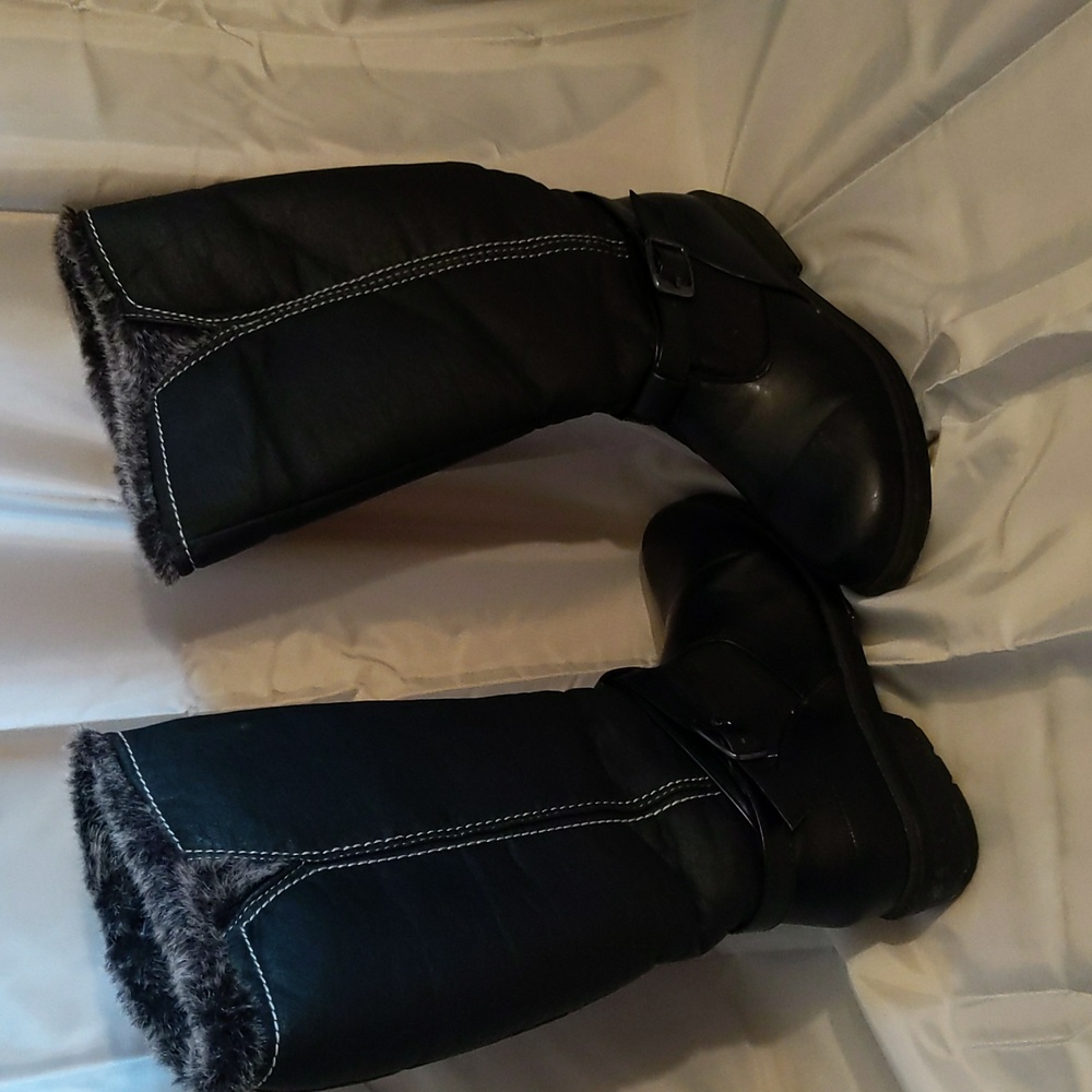 Black boots